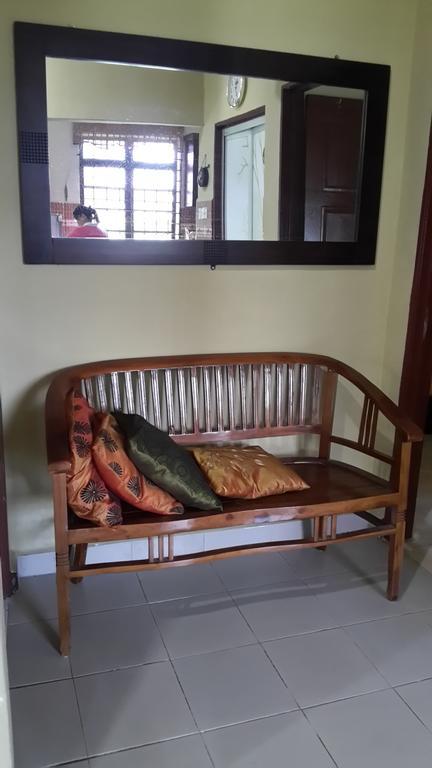Roemahkoe Holidayhome Malacca Екстериор снимка